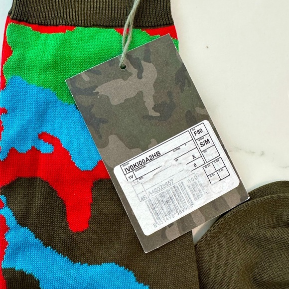 Valentino Men’s Camo Socks - Picture 4 of 7